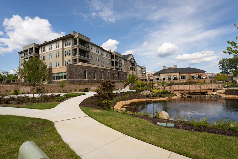 Image of Lakewood Senior Living (3)