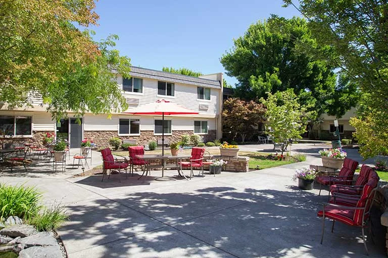 Image of Cascade Park Retirement Center (4)