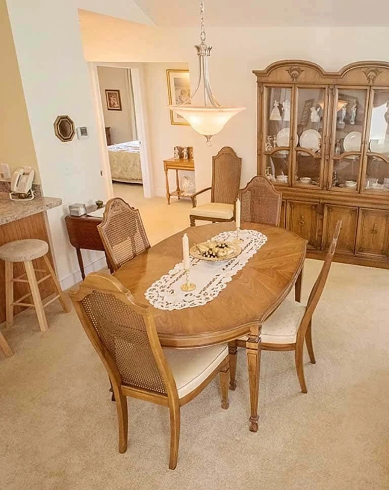 Image of The Chapel Hill Community (6)