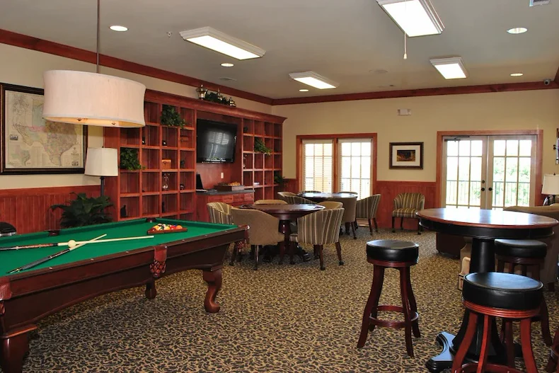 Image of Mariposa At Jason Avenuen (6)