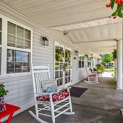 Image of LakeHouse Walker Place (2)