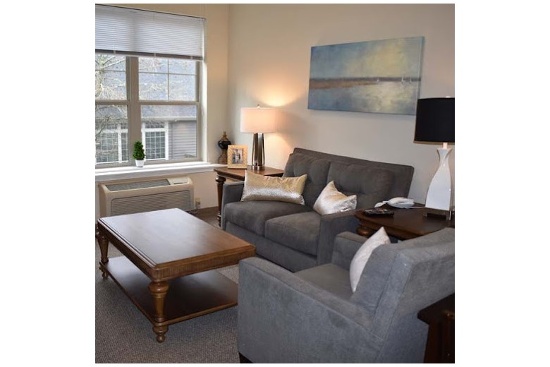 Image of Oswego Place by Bonaventure (10)