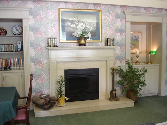 Image of Carriage Square - Assisted Living (6)