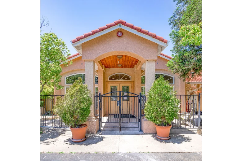 Image of Senior Care Villa of Loomis (1)