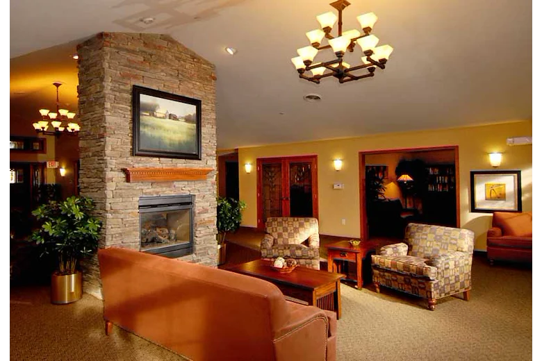 Image of Heritage Court Eau Claire (4)
