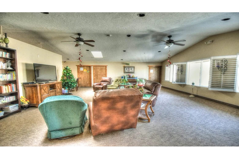 Image of BeeHive Homes of Farmington 4 (2)