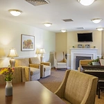 Charter Senior Living of Columbia sitting area