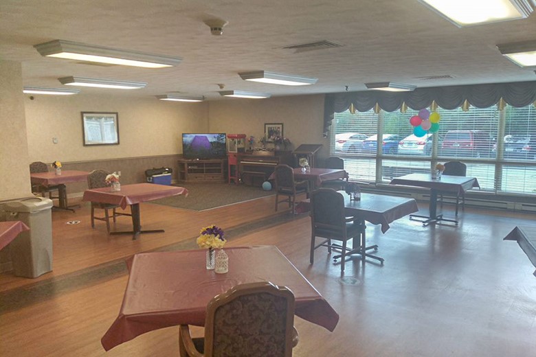 Image of Oak Hill Rehabilitation & Healthcare Center (3)