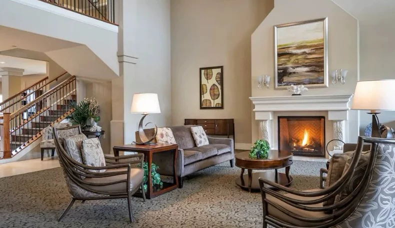 Image of Oakmont of Santa Clarita (6)