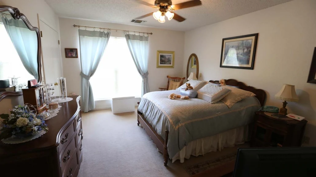 Wisteria Place Independent Living, independent living in Abilene, TX, bedroom