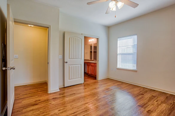 Image of HomeTowne at Garland (7)