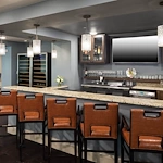 Franklin Park Alamo Heights bar and lounge area