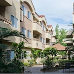 Image of Anaheim Crown Plaza (2)