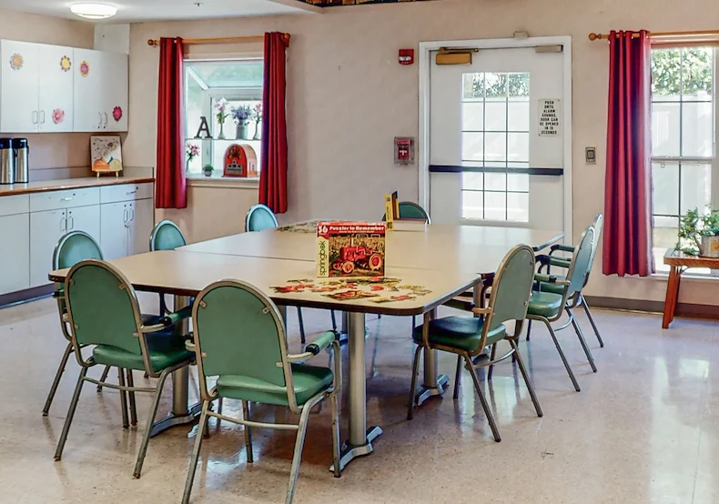 Image of Arden Courts of Glen Ellyn (10)