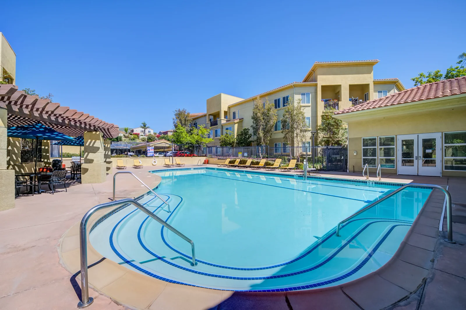 Image of Tesoro Senior Apartments (2)