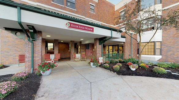 Image of River Edge Manor (1)