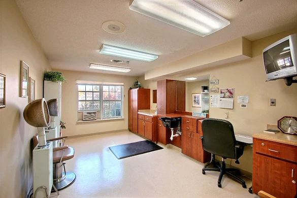 Image of Wildwood Healthcare Center (7)