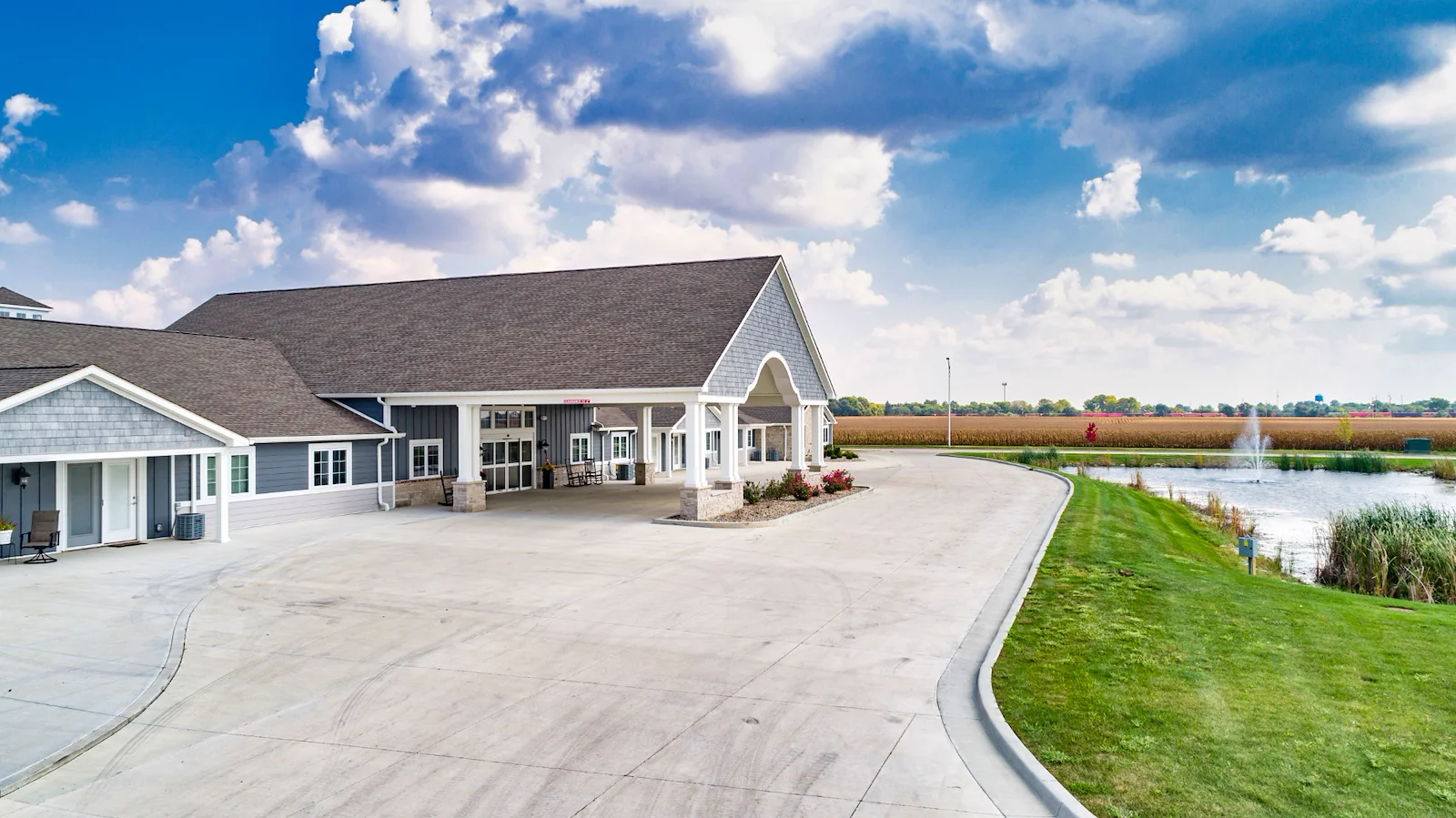 Image of Villas of Holly Brook and Reflections Streator, Illinois (1)