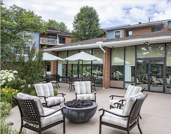 Image of AVIVA Baldwin Park (2)