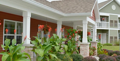 Image of Farmington Gardens (3)