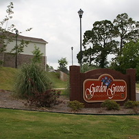 Image of Garden Greene Apartments (1)