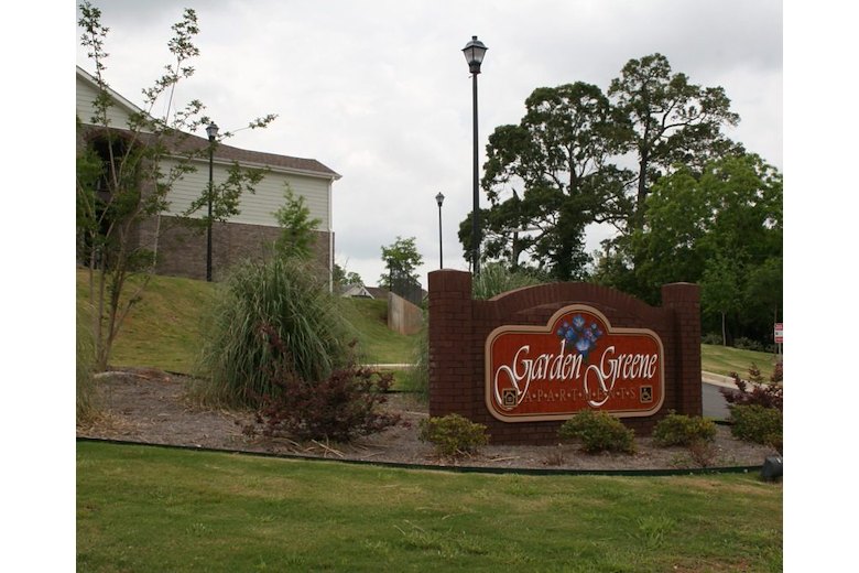 Image of Garden Greene Apartments (1)