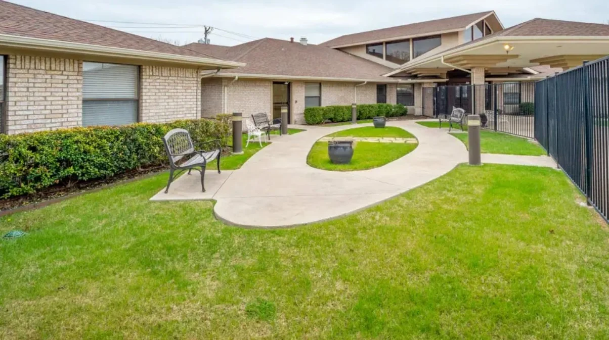 Image of Rowlett Health and Rehabilitation Center (4)