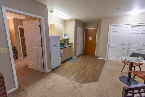 Avamere at Newberg senior living community offering assisted living, memory care, and respite care in Newberg, OR, apartment with a kitchenette