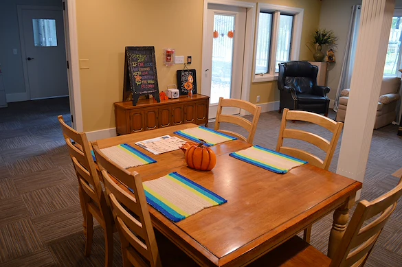 Legato Living Residential Memory Care at Legacy senior living community offering assisted living, memory care, adult day services, and respite care in Omaha, NE, dining room