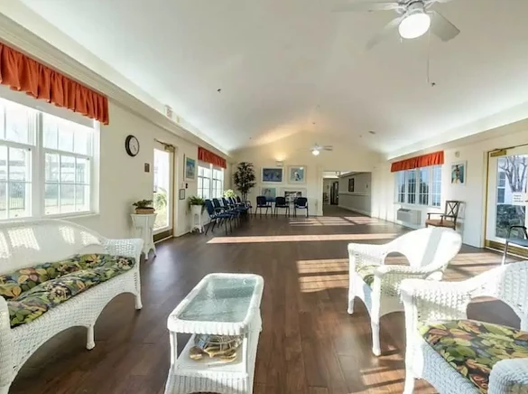 Image of SummerHouse Ashton Manor (5)