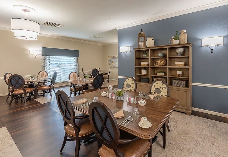 Image of The Colonnade of Carrollwood (7)