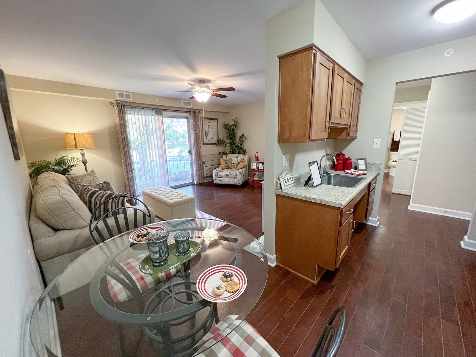 Image of Crestwood Village South (9)