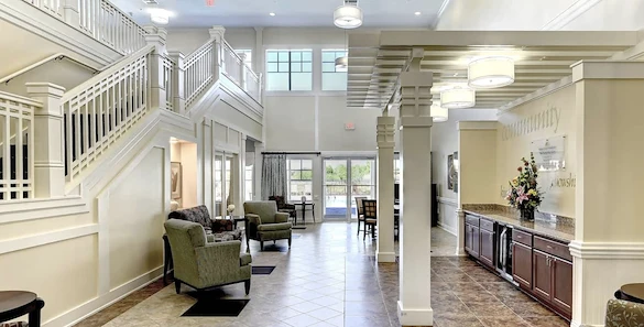 Image of Water's Edge of Lake Wales (3)