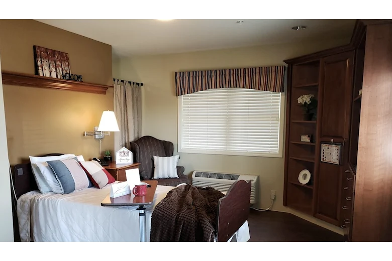 Image of Court House Manor Assisted Living (3)