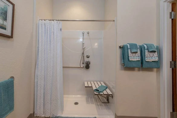 Plantation Oaks Assisted Living & Memory Care in High Springs, FL, bathroom