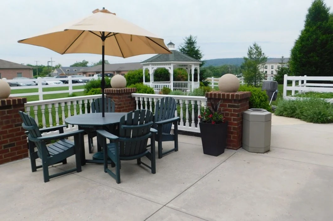 Image of Stony Brook Gardens (6)