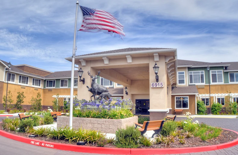 Image of Carlton Senior Living Elk Grove (1)
