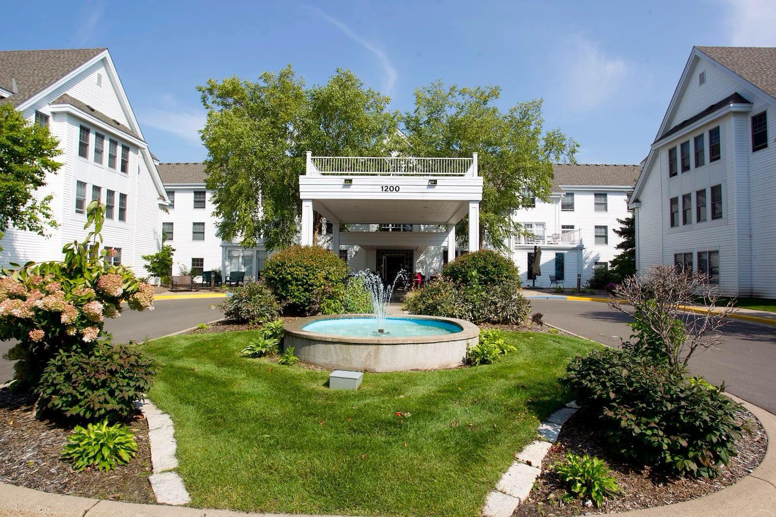 Image of Ecumen Lakeview Commons (4)