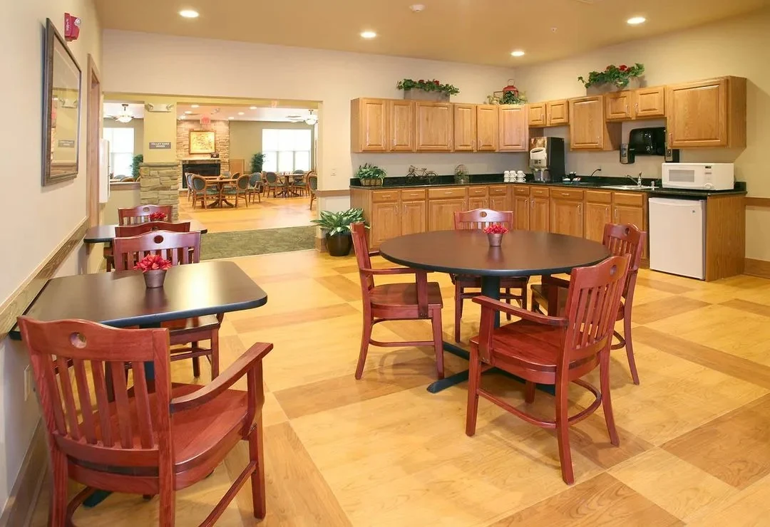 Image of Oak Park Place Wauwatosa (3)