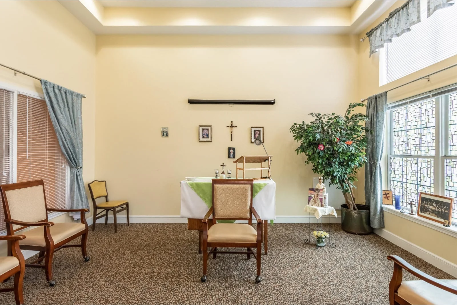 Image of Elison Independent Living of Orchard Glen (8)