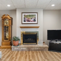 Image of Arrowhead Lodge Senior Living (4)
