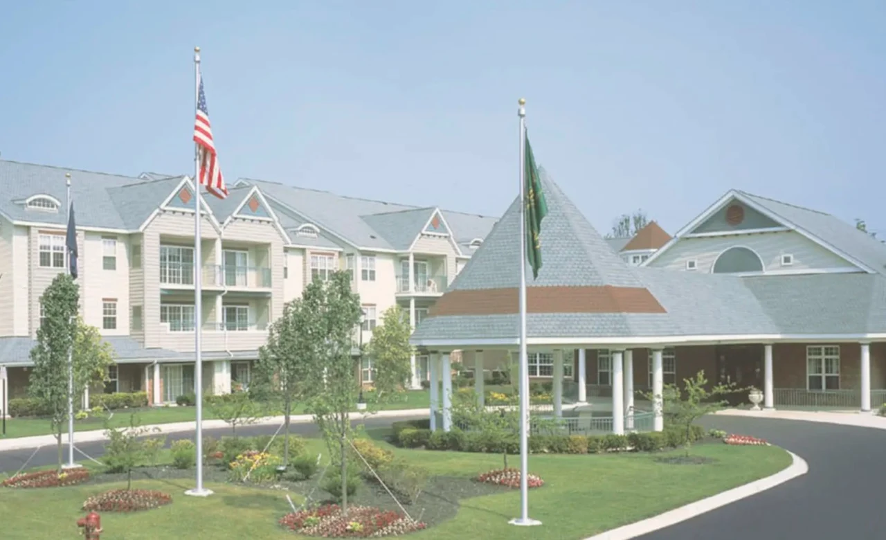 Image of Waltonwood Cherry Hill (2)