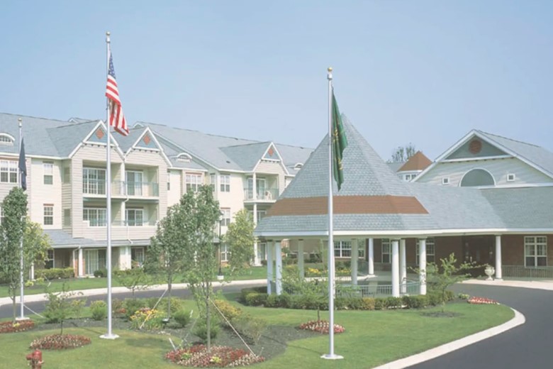 Image of Waltonwood Cherry Hill (2)