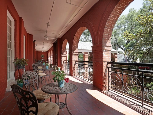 Image of Sister's Court Apartments (3)