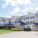 Image of Solstice Senior Living at Lee's Summit (2)