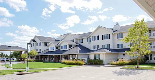 Image of Solstice Senior Living at Lee's Summit (2)