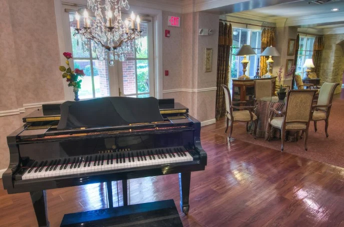 Image of The Mansion at Waterford Assisted Living (3)