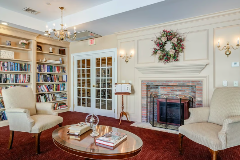 Image of Commonwealth Senior Living at Haddam (6)