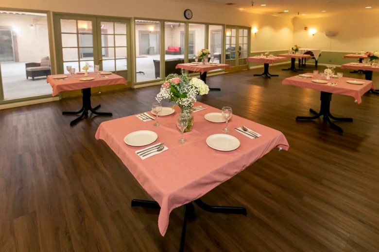 Image of Camarillo Healthcare Center (4)