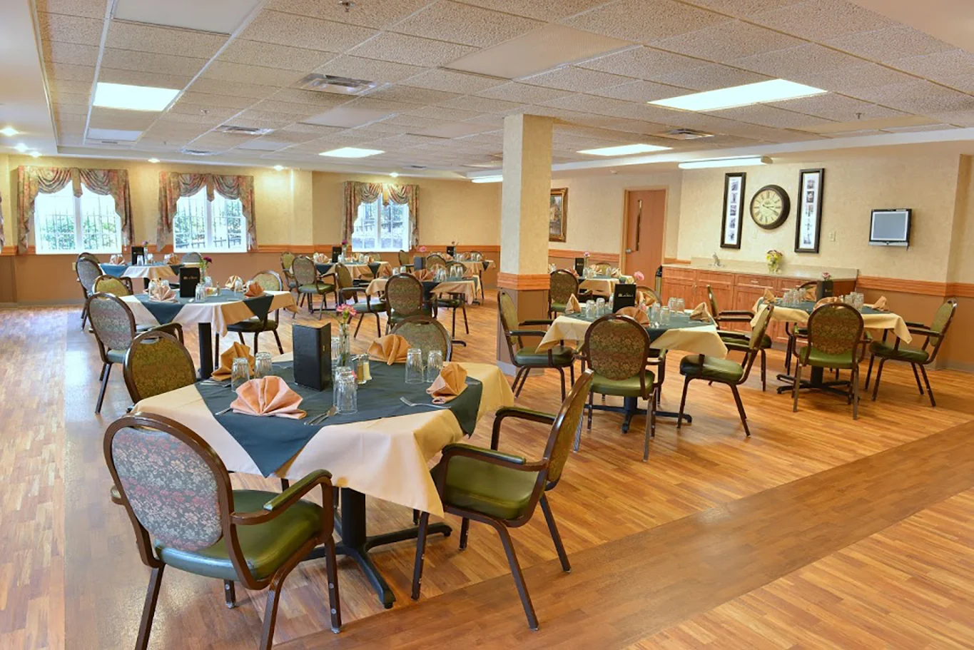 Image of Laurels Of Bon Air (4)